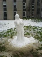 snow ukc woman // 480x640 // 75.4KB